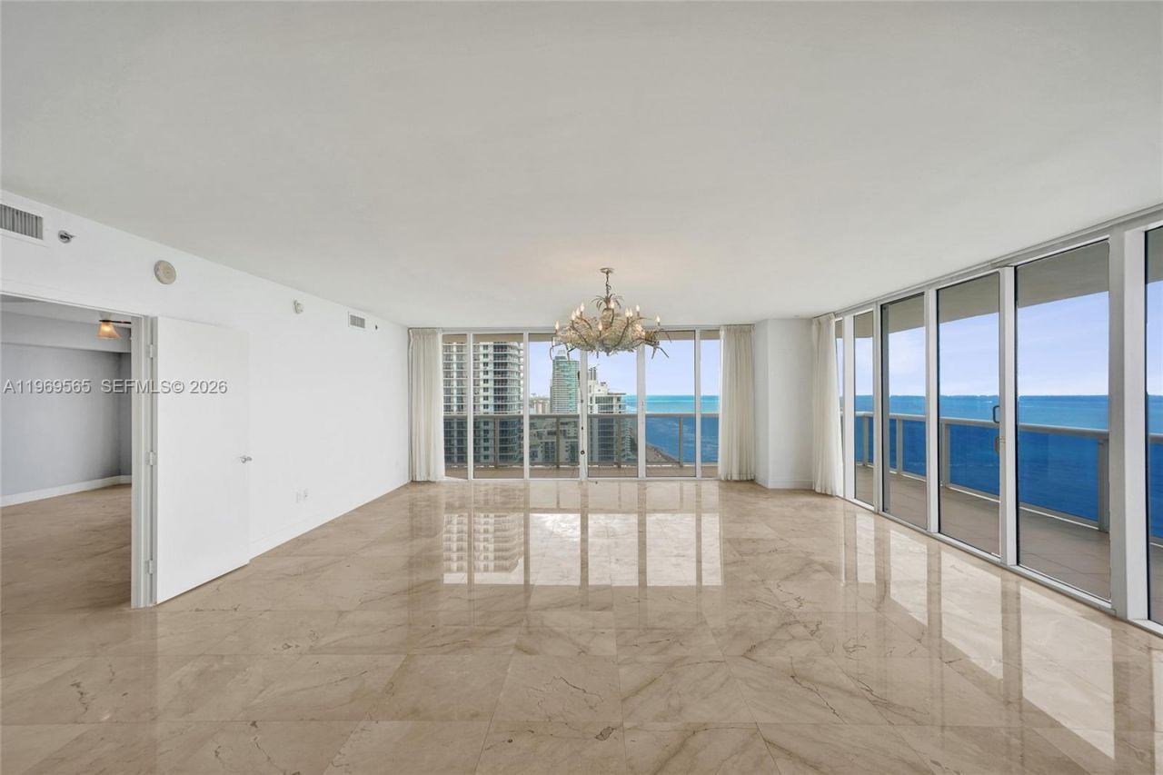 1830 S Ocean Dr , Unit 2701, Hallandale Beach, FL 33009 Photo