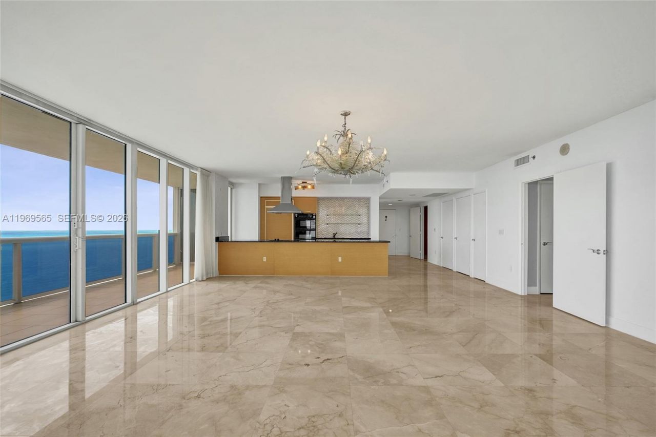 1830 S Ocean Dr , Unit 2701, Hallandale Beach, FL 33009 Photo