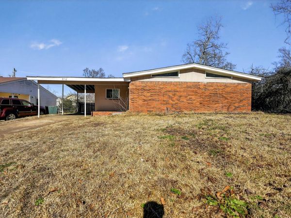 2712 MCGREGOR AVE, Memphis, TN 38127