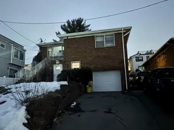 270 10Th St, Unit 1, Palisades Park, NJ 07650