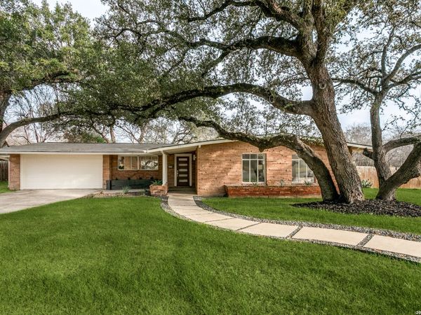 527 Burnside Drive, San Antonio, TX 78209