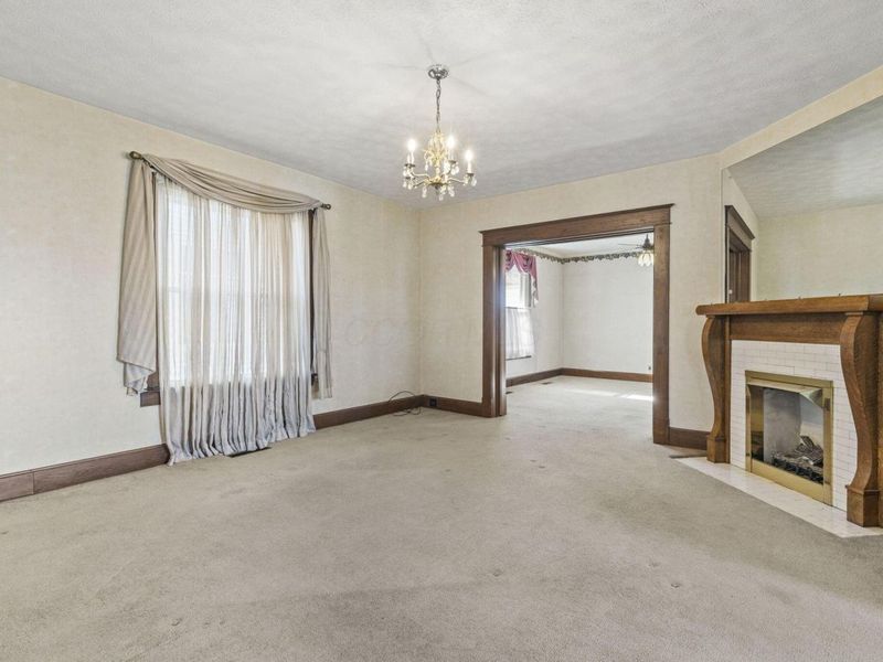 321 S Pickaway Street, Circleville, OH 43113 Photo 9