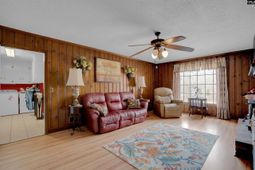 104 Crowe Court photo 4