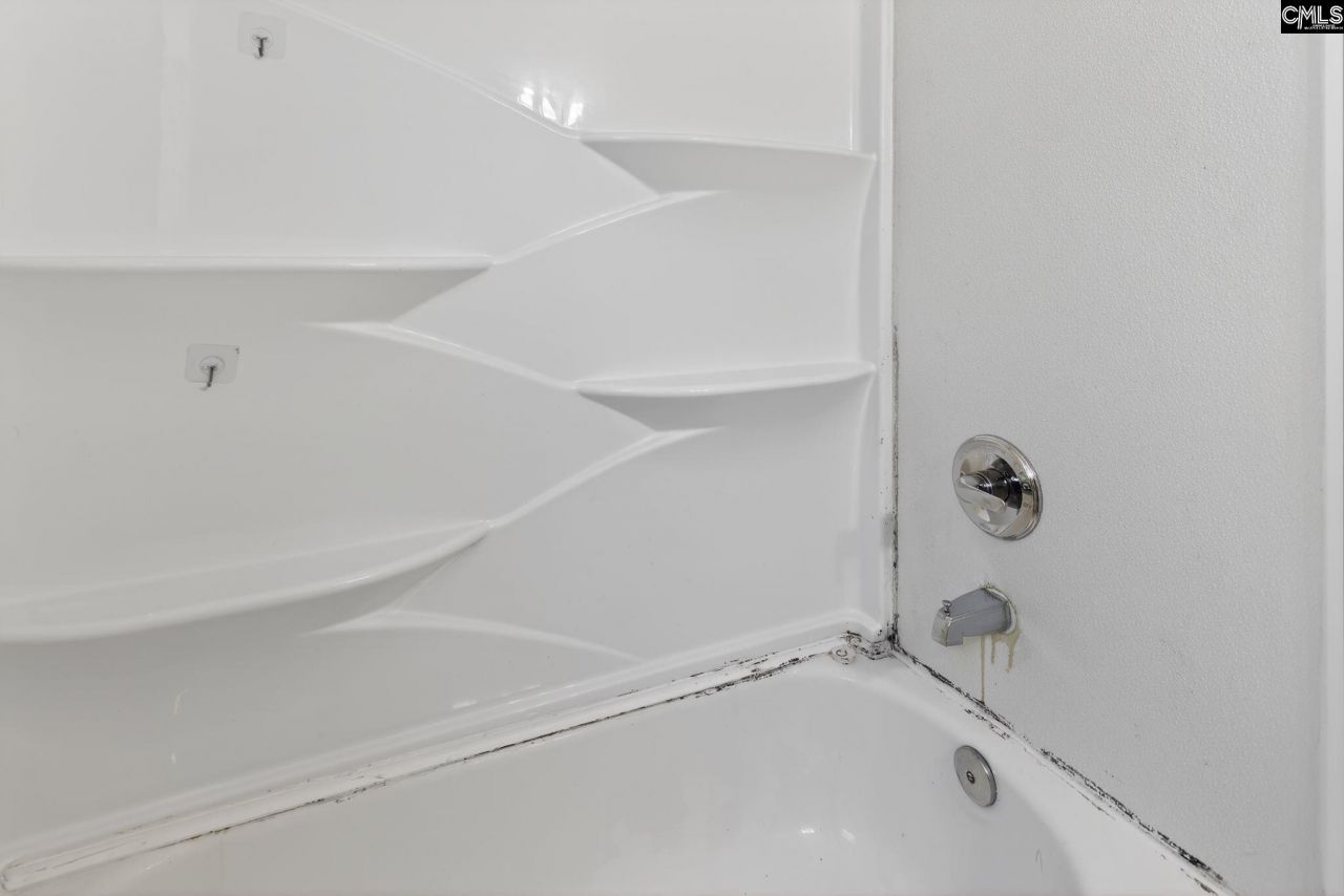 1112 Robin Nest Road  Photo 32