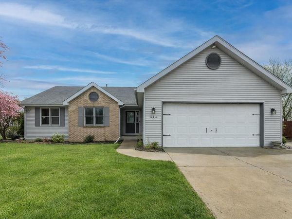 304 School Road, Cottage Grove, WI 53527