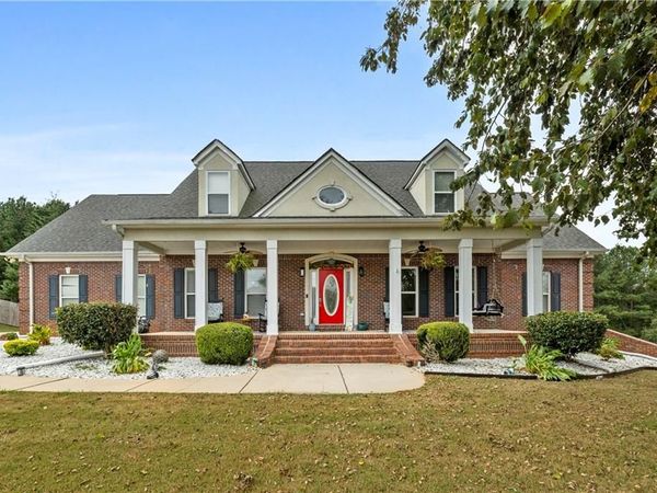 1305 Chester Place , Mcdonough, GA 30252