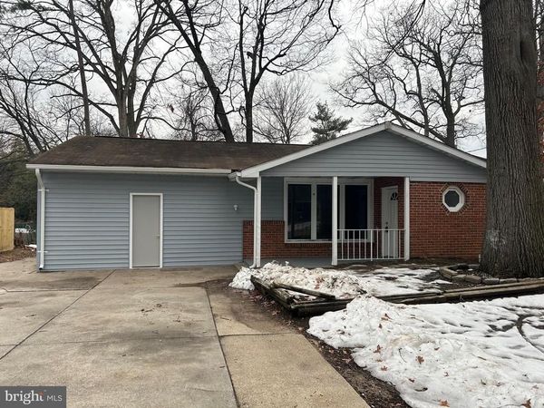 8009 WOODHOLME CIRCLE, PASADENA, MD 21122