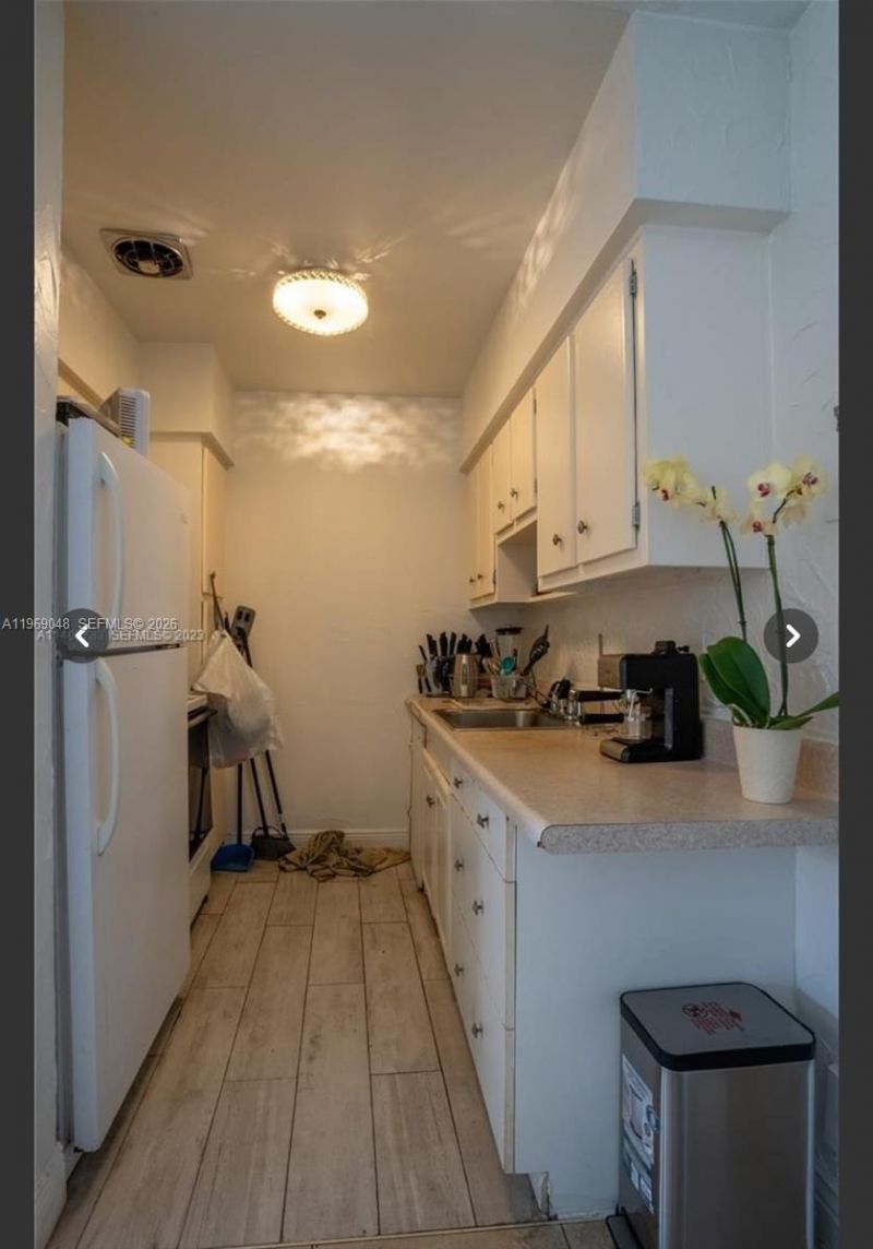 280 SW 11th Ave , Unit 16, Hallandale Beach, FL 33009 Photo