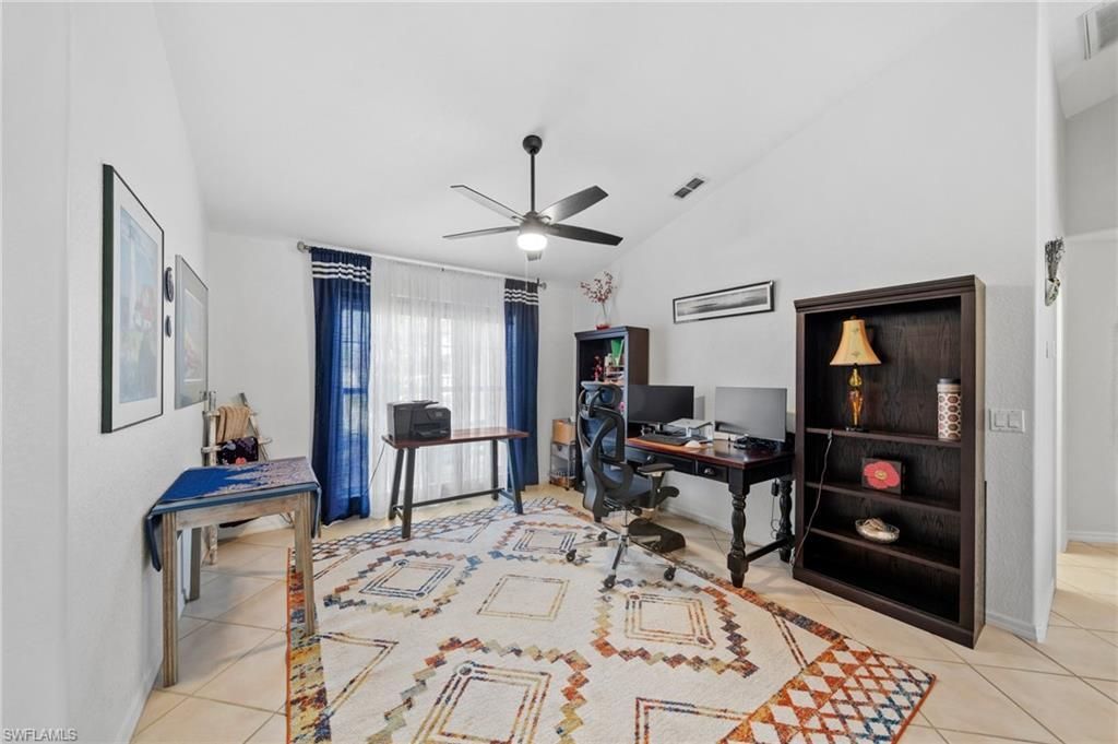 1007 SE 23rd Ave, Cape Coral, FL 33990 Photo