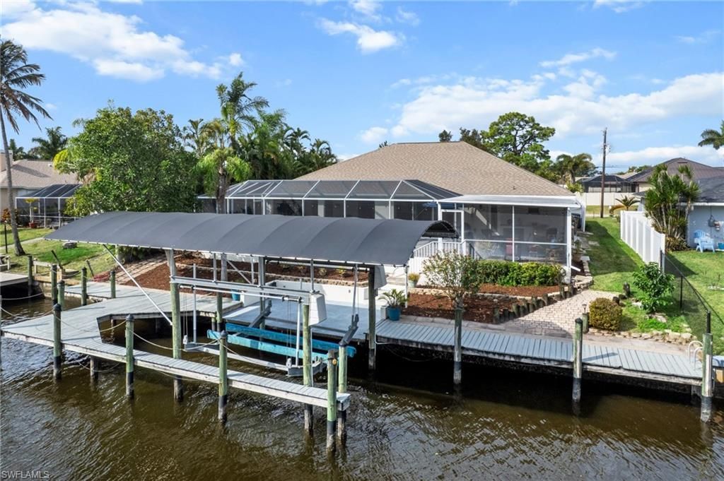 1007 SE 23rd Ave, Cape Coral, FL 33990 Photo