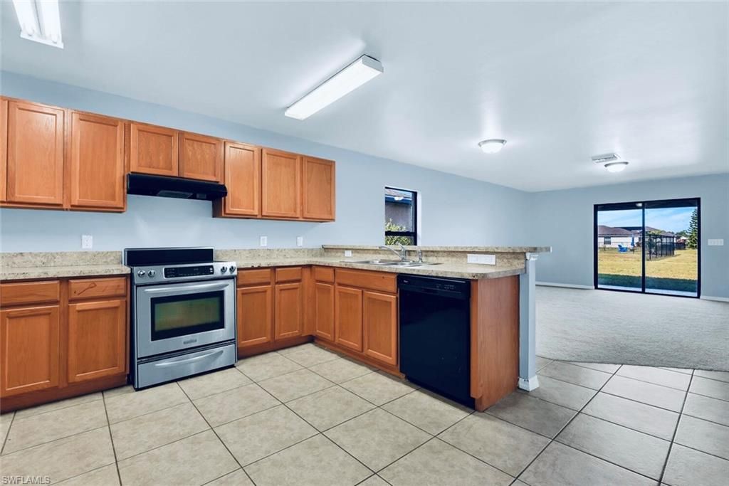 278 Shadow Lakes Dr , Lehigh Acres, FL 33974 Photo