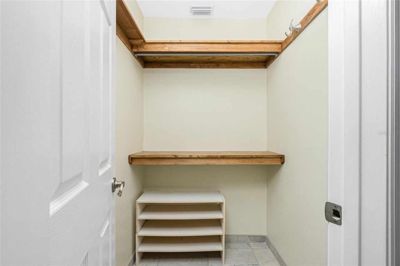 11409 SW Courtney Drive, Lake Suzy, FL 34269 Photo