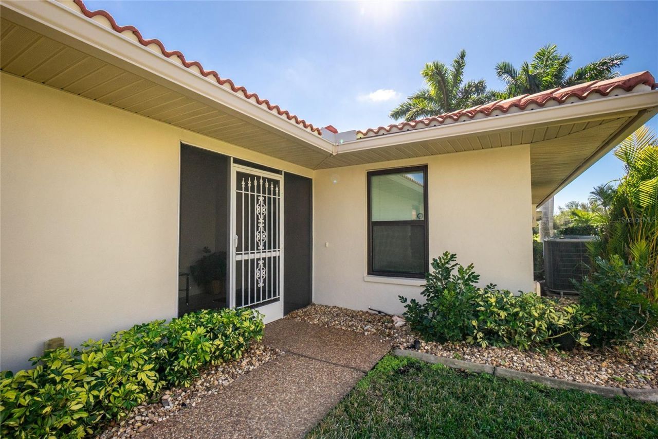 11409 SW Courtney Drive, Lake Suzy, FL 34269 Photo