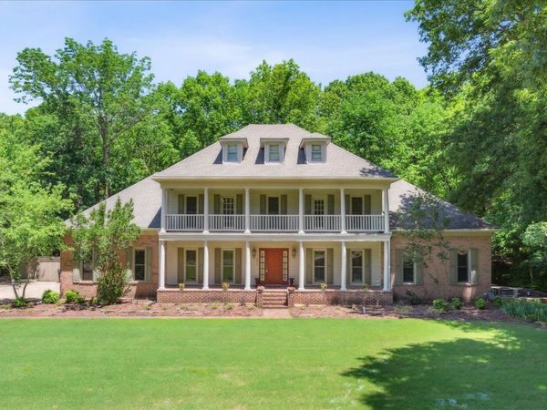 9280 ELLEN DAVIES DR, Bartlett, TN 38133