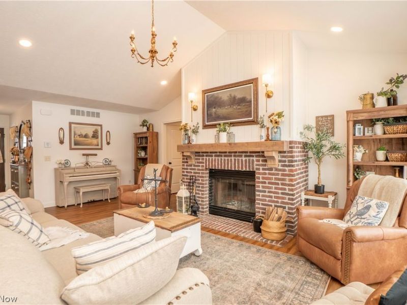 800 Martin Road, Mogadore, OH 44260 Photo 6