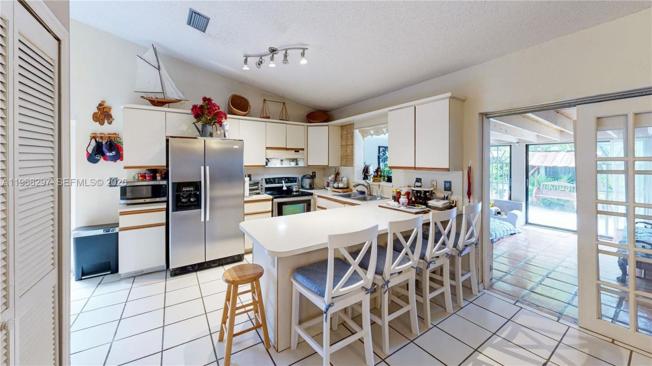 14543 SW 97th St , Miami, FL 33186 Photo