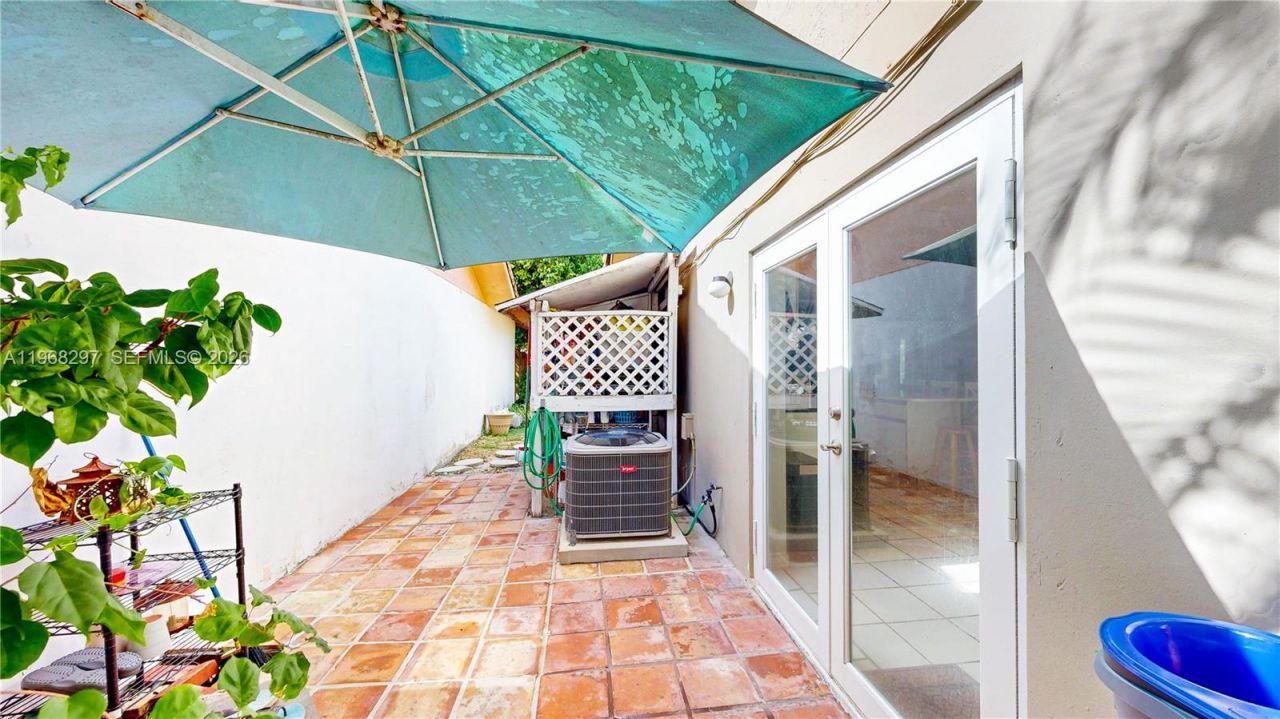 14543 SW 97th St , Miami, FL 33186 Photo