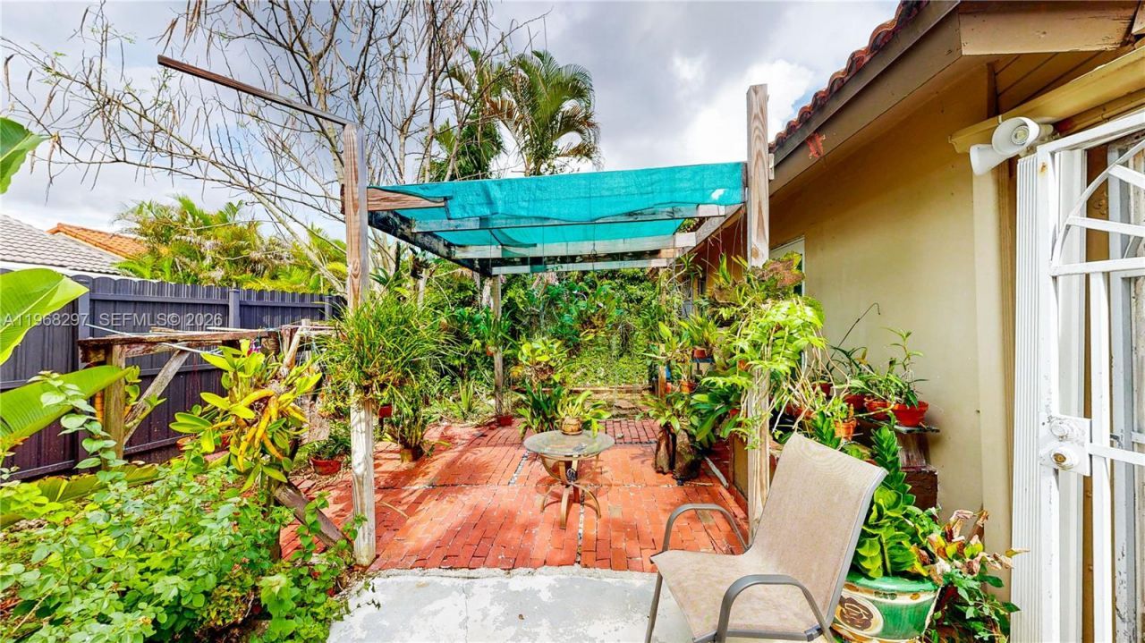 14543 SW 97th St , Miami, FL 33186 Photo