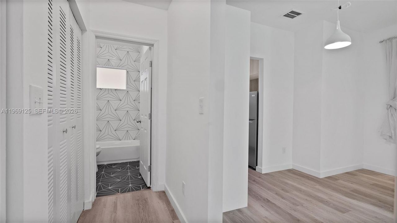 1561 Jefferson Avenue, Miami Beach, FL 33139 Photo