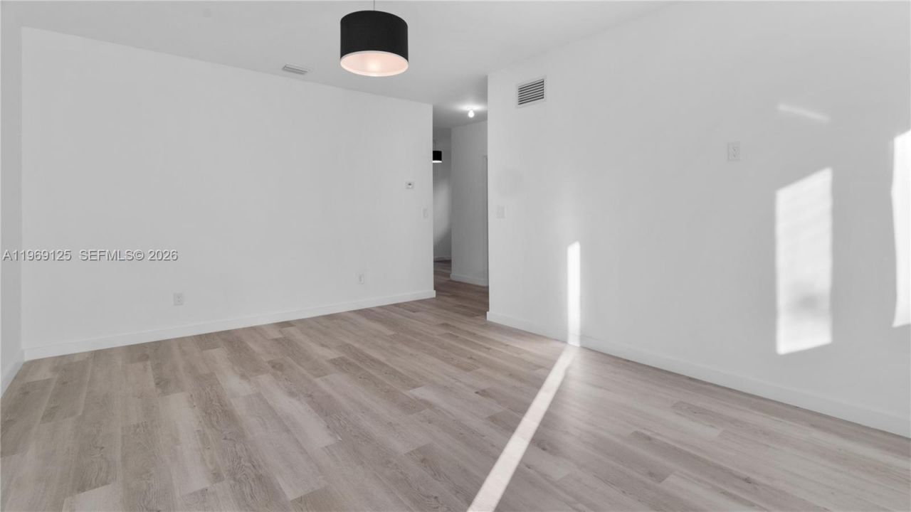 1561 Jefferson Avenue, Miami Beach, FL 33139 Photo