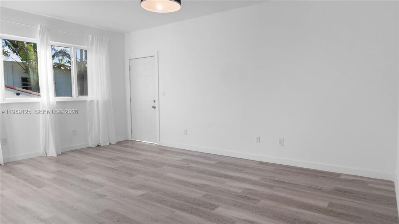 1561 Jefferson Avenue, Miami Beach, FL 33139 Photo