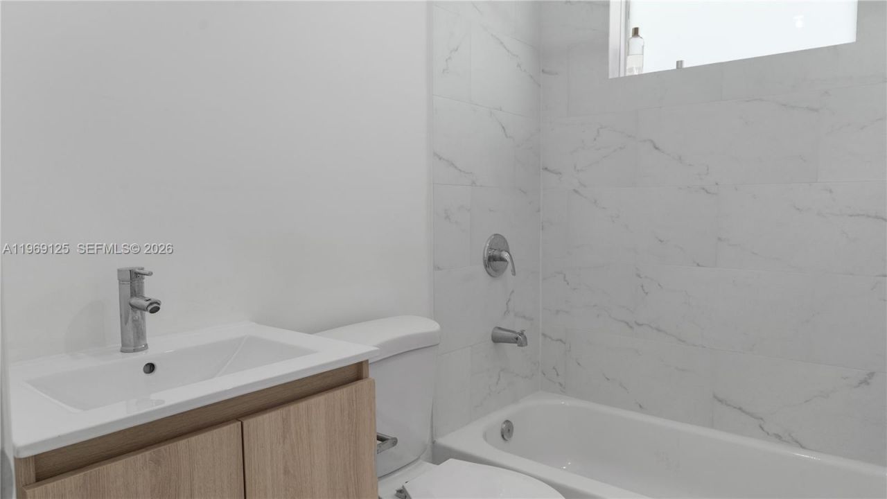 1561 Jefferson Avenue, Miami Beach, FL 33139 Photo