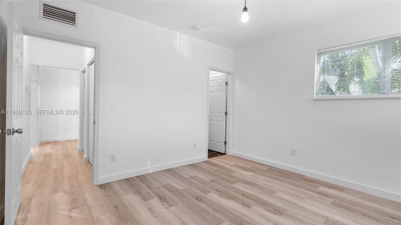 1561 Jefferson Avenue, Miami Beach, FL 33139 Photo