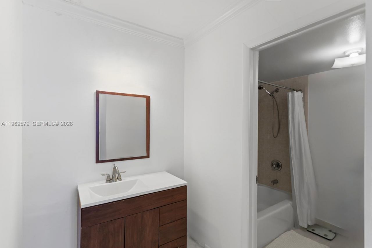 3800 S Ocean Dr, Unit 1815, Hollywood, FL 33019 Photo