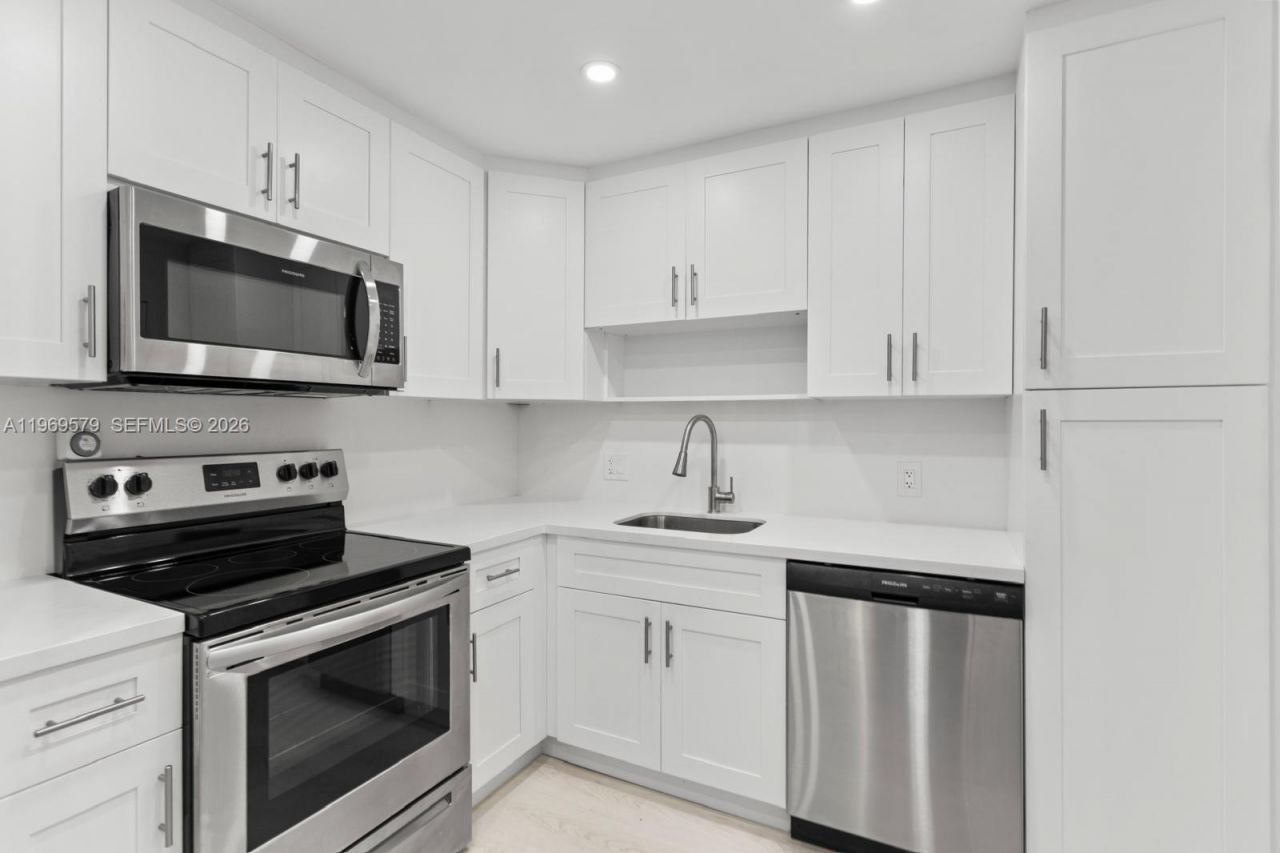 3800 S Ocean Dr, Unit 1815, Hollywood, FL 33019 Photo