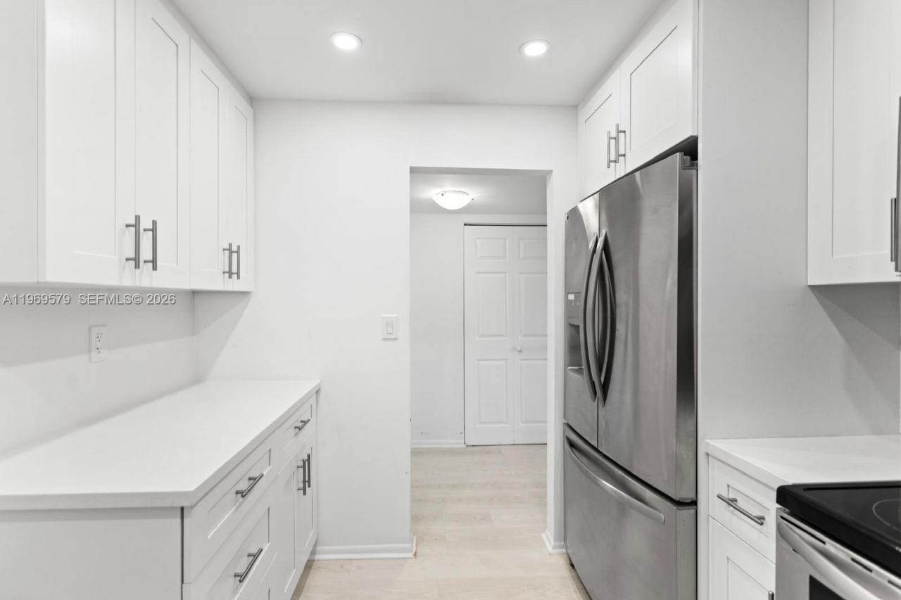 3800 S Ocean Dr, Unit 1815, Hollywood, FL 33019 Photo