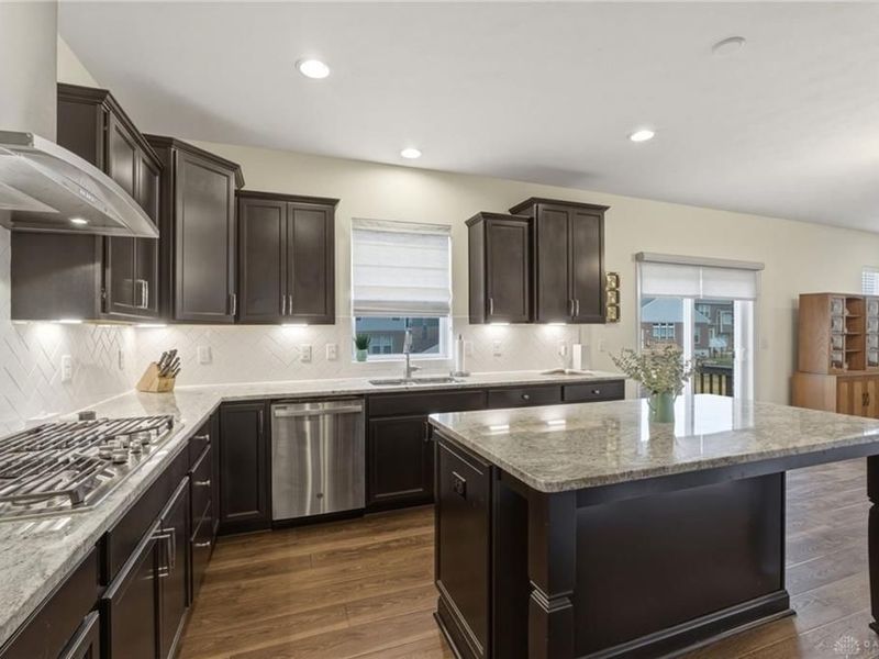 535 Carleton Drive, Sugarcreek Township, OH 45440 Photo 14