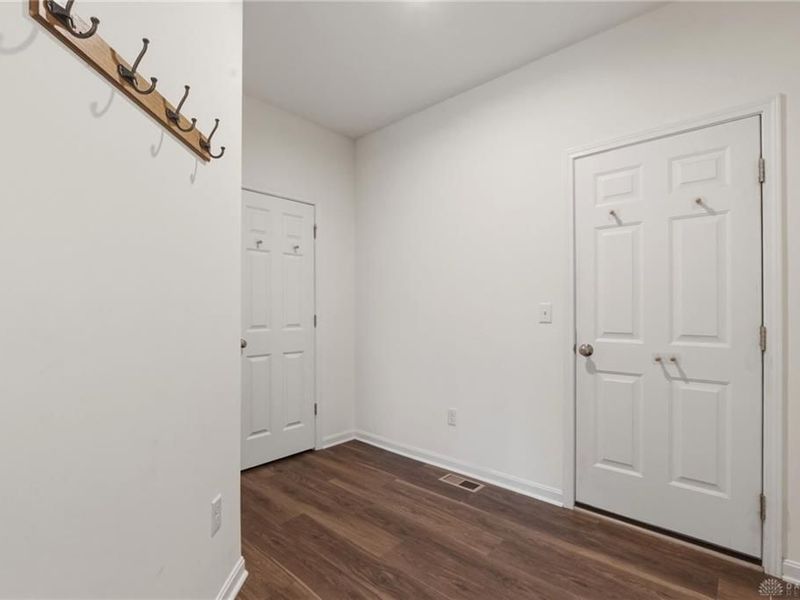 535 Carleton Drive, Sugarcreek Township, OH 45440 Photo 20