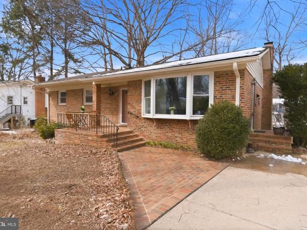 2410 DREXEL STREET, VIENNA, VA 22180