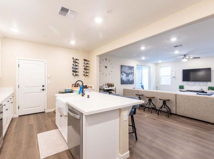 2909 Hazel Gaze St, Sacramento, CA 95833 Photo