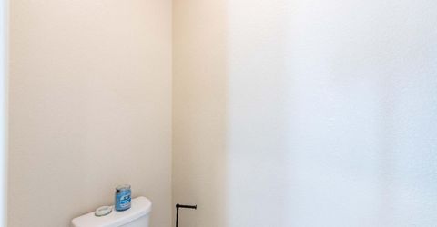 2909 Hazel Gaze St, Sacramento, CA 95833 Photo