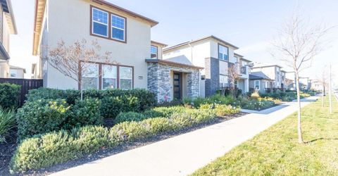 2909 Hazel Gaze St, Sacramento, CA 95833 Photo