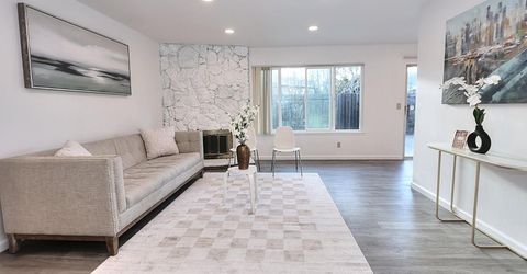 9385 Mira Del Rio Dr, Sacramento, CA 95827 Photo
