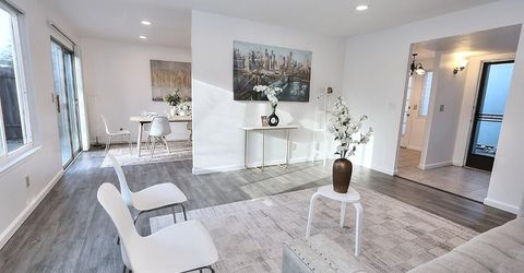 9385 Mira Del Rio Dr, Sacramento, CA 95827 Photo