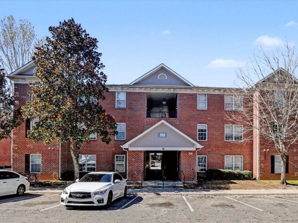 3000 S Adams Street, Unit 711, Tallahassee, FL 32301