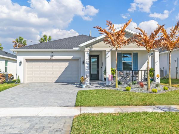 8672 Dahlia Circle, Port Saint Lucie, FL 34986