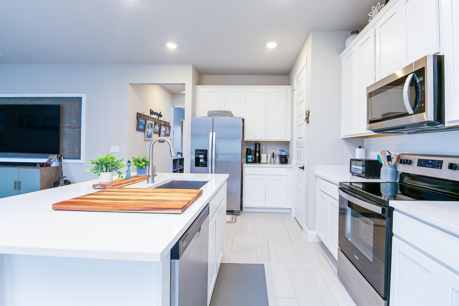 8672 Dahlia Circle, Port Saint Lucie, FL 34986 Photo