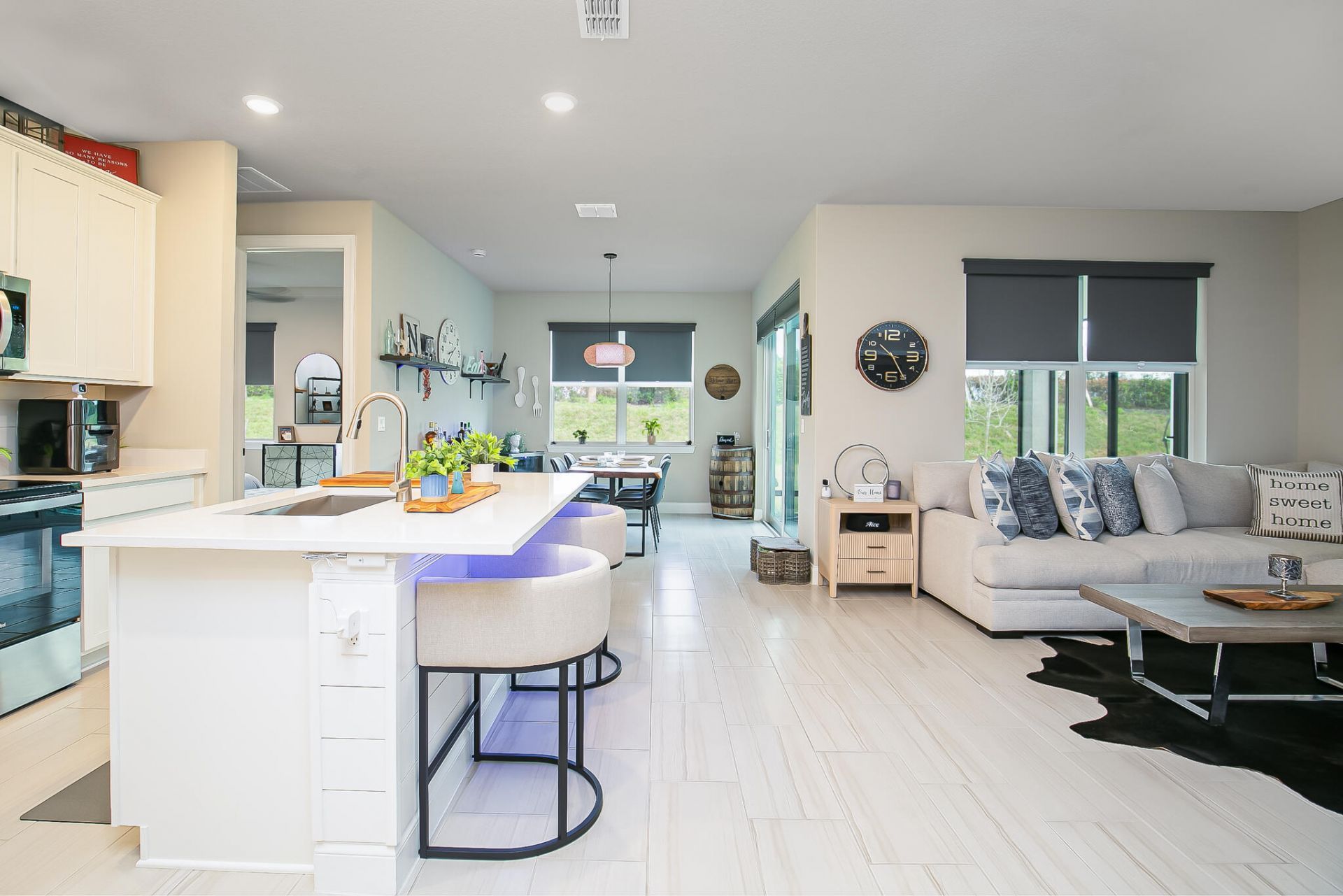 8672 Dahlia Circle, Port Saint Lucie, FL 34986 Photo