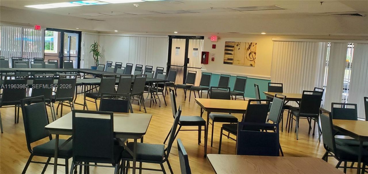 10456 NW 24th Pl, Unit 206, Sunrise, FL 33322 Photo