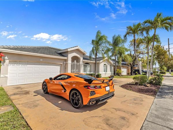 8531 SW 12th St, Miami, FL 33144