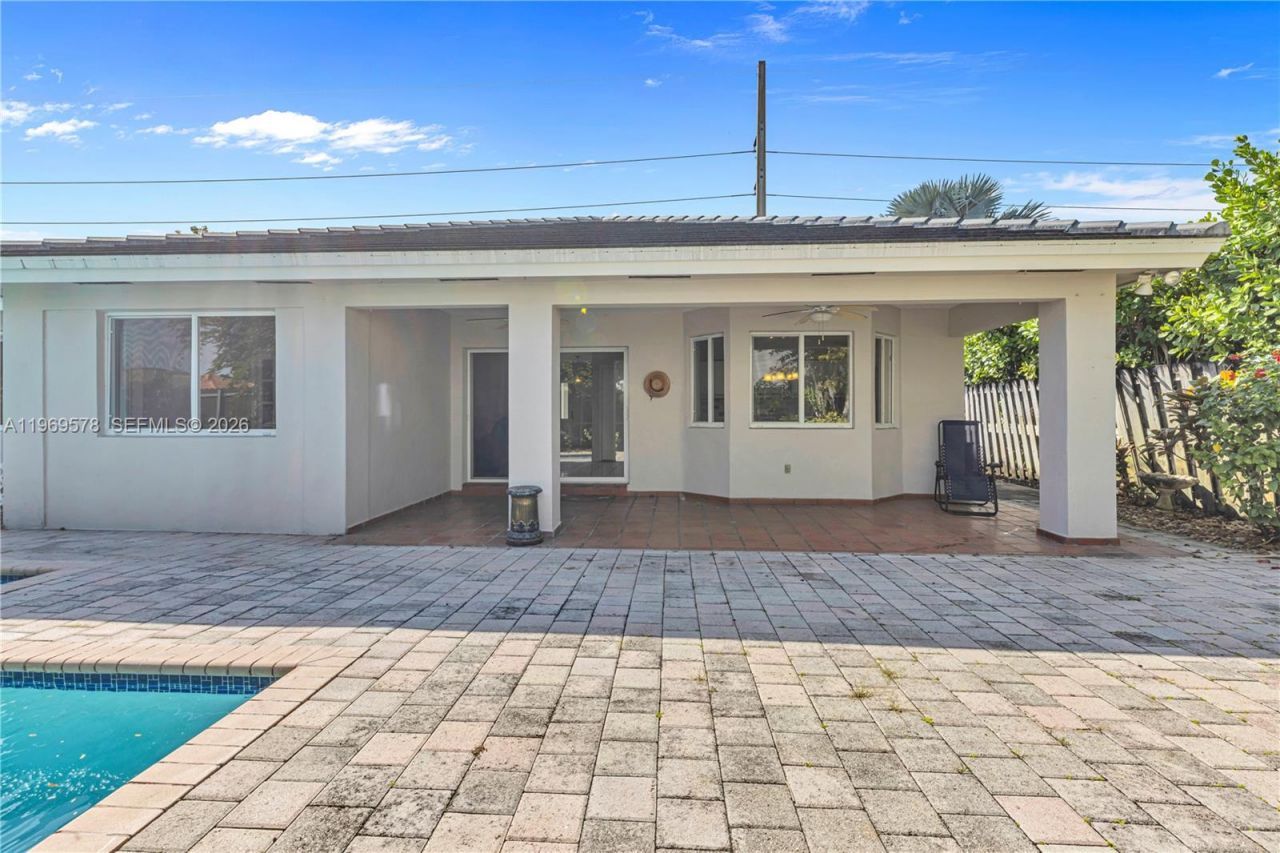 8531 SW 12th St, Miami, FL 33144 Photo