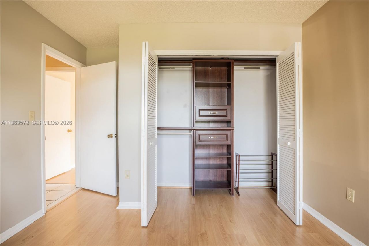 8531 SW 12th St, Miami, FL 33144 Photo