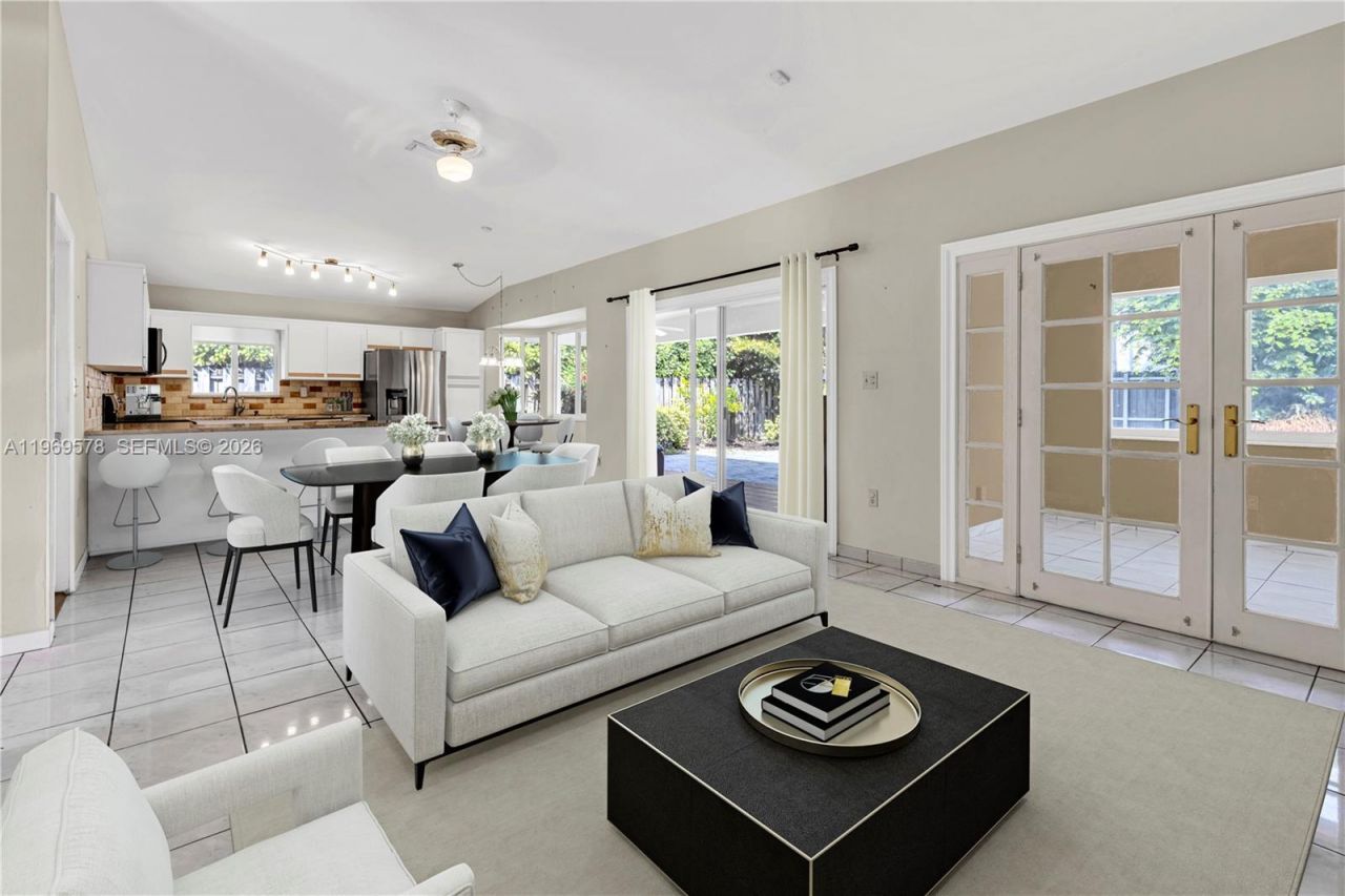 8531 SW 12th St, Miami, FL 33144 Photo