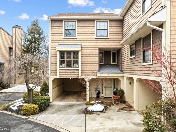318 KINGS CROFT, CHERRY HILL, NJ 08034