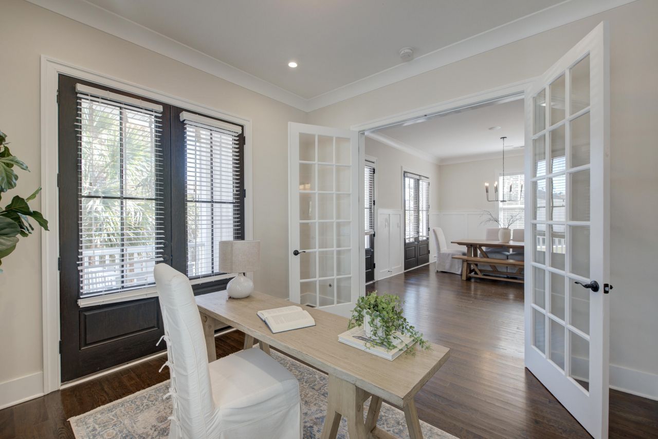 1489 Red Tide Road Photo 6