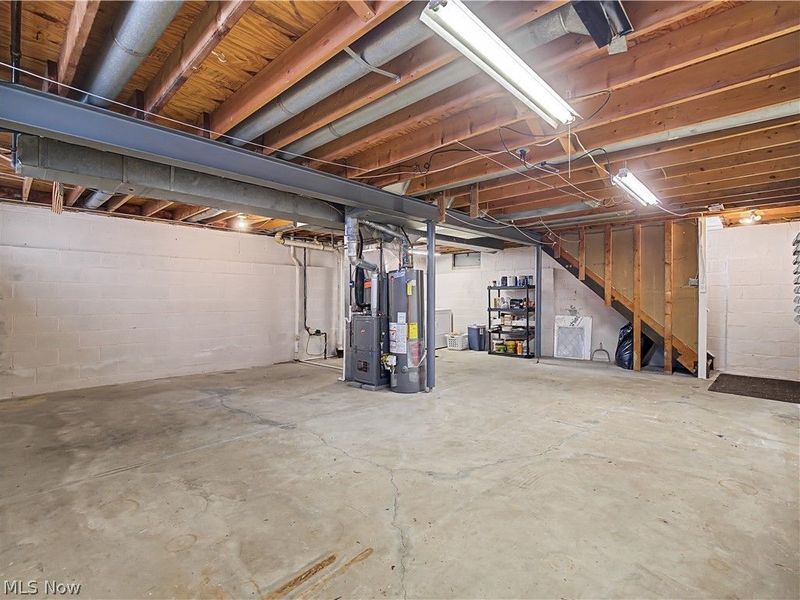 833 Sheryl Drive, Cleveland, OH 44109 Photo 30